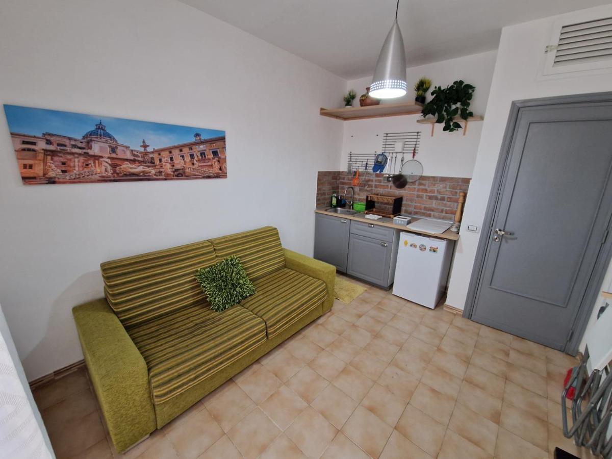 N21 Apartment *