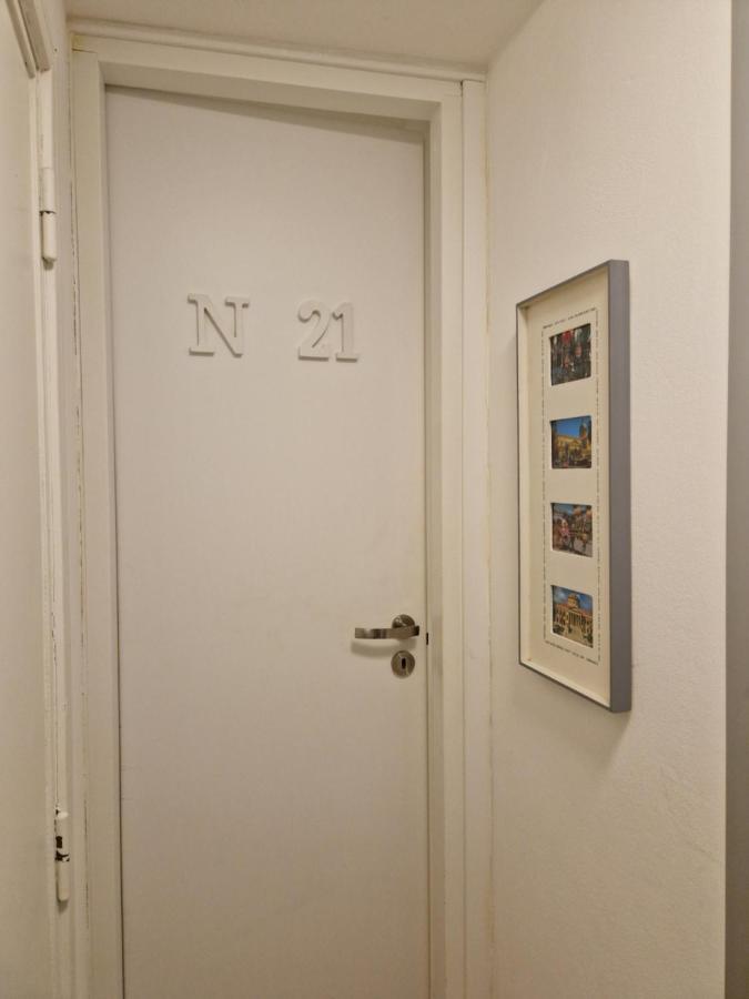 N21 Apartment *