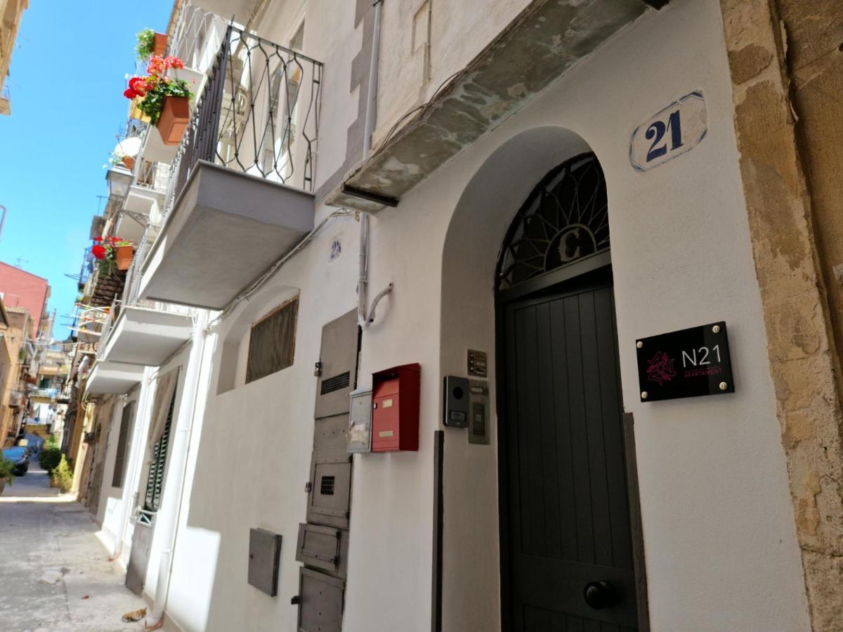 N21 * Palermo
